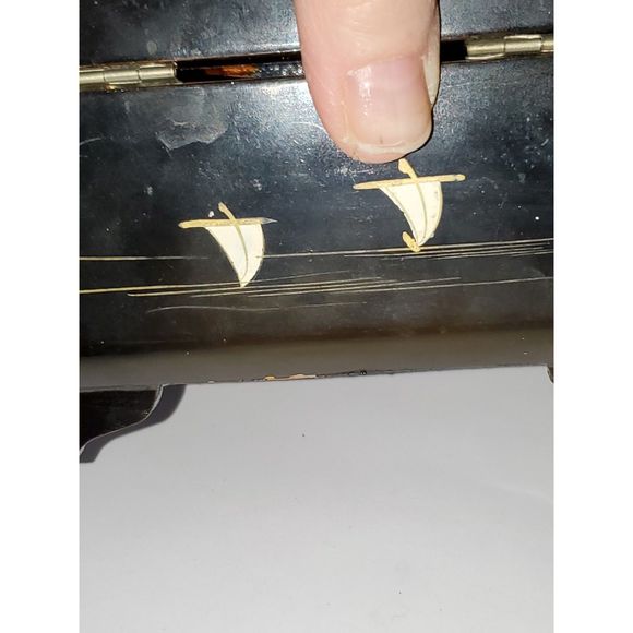 Far East Oriental Musical Jewelry Box Hand Painted Laquered Wood Vintage As-Is - Picture 7 of 16